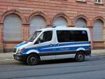 Bereitschaftspolizei Hessen Mercedes Benz Sprinter der BFE am 01.12.18 in Frankfurt am Main zur Absicherrung des Weihnachtsmarkt 