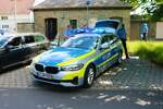 BMW 5er FustW des Autobahnpolizei am 11.06.22 in Wiesbaden beim der offenen Tür der Polizei