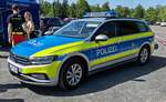 =VW Passat der LaPo Hessen, gesehen auf dem Ausstellungsgelände anl. der Feierlichkeiten  100 Jahre Feuerwehr HÜNFELD  im Juni 2025