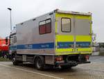 =MB als Einsatzfahrzeug der Landespolizei Hessen steht auf einem Rastplatz bei Bad Hersfeld, 10-2020