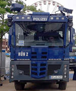 =WaWe 10 der Bundespolizeiabteilung Hünfeld steht auf der Ausstellungsfläche der Bundespolizei anl.