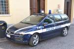 und hier verfügt die Ortspolizei sogar über relativ große Fahrzeuge (Lazise/Italien, 06.10.2011)