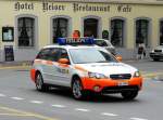 In Zentrum von Altorf unterweg ein Subaru Polizeiauto UR 1995 am 08.04.2009