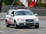 Eim Volvo Streifenwagen der Polizei von Lausanne unterwegs am 09.09.2010