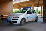 Fiat Polizeiauto im Bahnhof Nis in Serbien am 4.5.2013