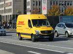 =MB Sprinter von DHL unterwegs in Wiesbaden, 10-2018