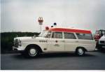 Mercedes-Benz 190C - Baujahr 1964 als KTW-Oldtimer des DRK Asperg.