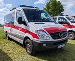 =MB Sprinter als Katastrophenschutzfahrzeug des Landes HESSEN im Dienst des DRK KV KASSEL-WOLFHAGEN, steht auf dem Parkplatz der 2025er Rettmobil in Fulda
