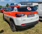 =Jeep Grand Cherokee 4XE vom DRK OV FRIEDRICHSHAFEN, abgestellt auf dem Parkplatz der 2025er Rettmobil in Fulda.