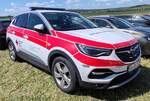 =Opel Mokka als Katastrophenschutzfahrzeug im Dienst des DRK OV RIEDSTADT-STOCKSTADT, gesehen auf dem Parkplatz der 2025er Rettmobil in Fulda
