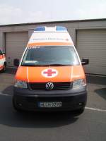 Ein VW T5 als Krankentransport Wagen des DRK Maintal am 05.06.11
