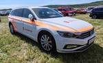=VW Passat der JOHANNITER aus dem Raum GÖTTINGEN, abgestellt auf dem Parkplatz der RettMobil im Mai 2025