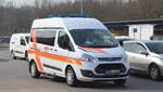 AMG Ambulanz Marzahn GmbH aus Berlin mit einem FORD Tourneo Krankentransportfahrzeug am 15.03.22 Berlin Marzahn.