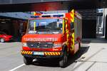 Frankfurt Airport Flughafenfeuerwehr Mercedes Benz Vario 818D Ziegler GW-Rett (Florian Flughafen 89/96-1) am 11.04.26 beim Terminal 3 Eröffnungsevent