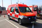 Frankfurt Airport Flughafenfeuerwehr Rettungsdienst Mercedes Benz Sprinter KTW (Florian Flughafen 89/92-1) am 11.04.26 beim Terminal 3 Eröffnungsevent