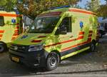 VW Crafter II Krankenwagen, von Luxambulance, aufgenommen am Tag des Zivilschutzes in Diekirch.