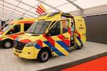 Rettungswagen aus den Niederlanden am 18.05.19 auf der RettMobil in Fulda