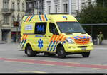 Mercedes Rettungswagen SO  85806 unterwegs in der Stadt Solothurn am 19.04.2023