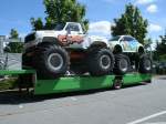 Diese beiden Monstertrucks sind bei einer Stuntshow dabei.Am 09.August 2013 standen die Trucks in Bergen/Rügen.