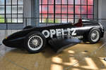 Der 1928 gebaute raketengetriebene Opel RAK2 stellte im Mai 1928 mit 238 km/h einen neuen Geschwindigkeitsweltrekord auf.