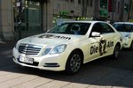 =MB-Taxi als Werbeträger für ein Lokal steht im September 2016 in Fulda