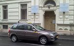 Lada Kalina Kombi als ein Taxi. Aufnahmedatum: 12.05.2016. Seit Anfang 2016 sind Lada Autos in Ungarn wieder offiziell kaufbar. In den ersten 3 Monate wurden ca. 400 Stück bei 9 Händlern verkauft. Zum Vergleich konnte Opel im gleichen Zeitraum 2000 Exemplaren schaffen.