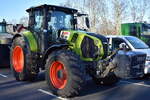 Ein CLAAS Arion 650 Traktor am 08.01.24 Großer Stern Berlin bei der Demo der Landwirte. 