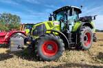 =Claas Axion 800, gesehen bei der Oldtimerausstellung der OLDTIMERFREUNDE OHMTAL in Dannenrod, 09-2025