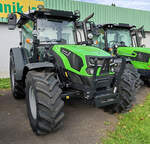 =Deutz 5995 steht im November 2025 bei einem Landmaschinenhändler in Laubach