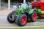 Fendt Vario 620 mit Strautmann Magnon 9-370 DO Ladewagen am 14.11.25 auf der Agritechnica in Hannover Messe