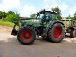 Fendt Vario 818 des Lohnunternehmens JEHN, gesehen in 36100 Petersberg-Marbach, Juni 2014
