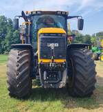 =JCB Fastrac 6300, ausgestellt zum Firmengeburtstag:  66 Jahre Lohnunternehmen HERRLICH  aus Langenbieber, 06-2026