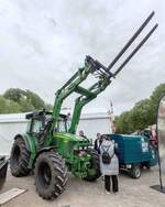 =John Deere  5080 R mit Frontlader H 260 im Dienst der Bundeswehr, gesehen beim Hessentag in Fulda, 06-2026