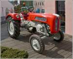 Am Osterwochenende war dieser Bautz Traktor nahe der Sportshalle inm Prizerdaul (Luxemburg) ausgestellt.