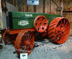 Case 12-25, US-amerikanischer Ackerschlepper, 2-Zyl.Motor mit 8820ccm und 25PS, Baujahr 1916, Traktormuseum Bodensee, Aug.2013