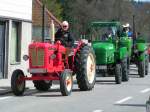David Brown 950 wird von einer Meute Steyr-Traktoren verfolgt; 080330