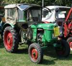 Deutz steht bei der Oldtimerausstellung in Gudensberg im Juli 2015