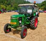 Deutz D 30, BJ 1962, 1700 ccm, 28 PS, stand allein auf weiter Flur beim Oldtimertreffen i Warken.