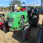 =Deutz D 40, ausgestellt bei der Oldtimerausstellung der OLDTIMERFREUNDE OHMTAL in Dannenrod, 09-2025