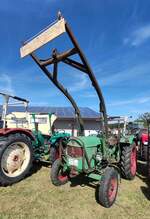 =Deutz 3006, ausgestellt bei der Oldtimerveranstaltung der OLDTIMERFREUNDE OHMTAL in Dannenrod, 09-2025