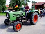 FENDT-Farmer200S, aus dem Landkreis Passau trifft zur Oldtimerveranstaltung in Münsteuer, Nahe Reichersberg, ein; 140810