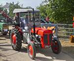 Ferguson TEF 20 D, BJ 1954, 25 PS, war bei der Rundfahrt in Keispelt mit dabei.