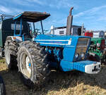 =Ford Country, gesehen bei der Oldtimerausstellung der OLDTIMERFREUNDE OHMTAL in Dannenrod, 09-2025