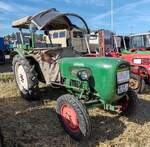 =Güldner Burgund, gesehen bei der Oldtimerausstellung der OLDTIMERFREUNDE OHMTAL in Dannenrod, 09-2025