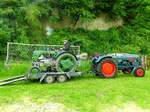 STEYR-180(15er) wird nun vom Anhänger entladen, welcher vom Hanomag-Granit-500S zu einer Oldtimerveranstaltung geschleppt wurde; 160515