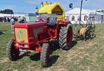 Hanomag 400 Perfekt war mit seinem Kartoffelroder f�r den Einsatz bereit.