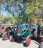 =Hanomag R 16 mit Frontlader, gesehen bei der Oldtimerschau in Wasenberg, 05-2025