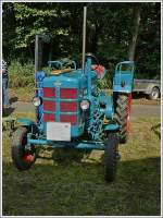 Hanomag Traktor, BJ 1952, mit 1399 ccm leistet 16 PS, aufgenommen beim Oldtimertreffen in Prm am 01.08.2010.