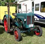 Hanomag R 16 (UK 63) steht bei der Oldtimerausstellung der Traktorenfreunde Mackenzell im September 2013