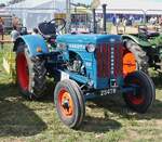 Hanomag R 27, BJ 1957, 27 PS, wartet beim Gromperefest in Binsfeld, auf seinen Einsatz zum Kartoffeln Ernten.